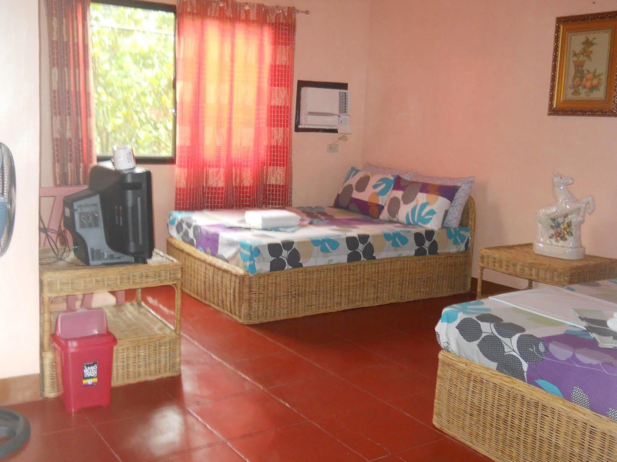 Lagrosa Backpackers Hotel Coron Exterior photo