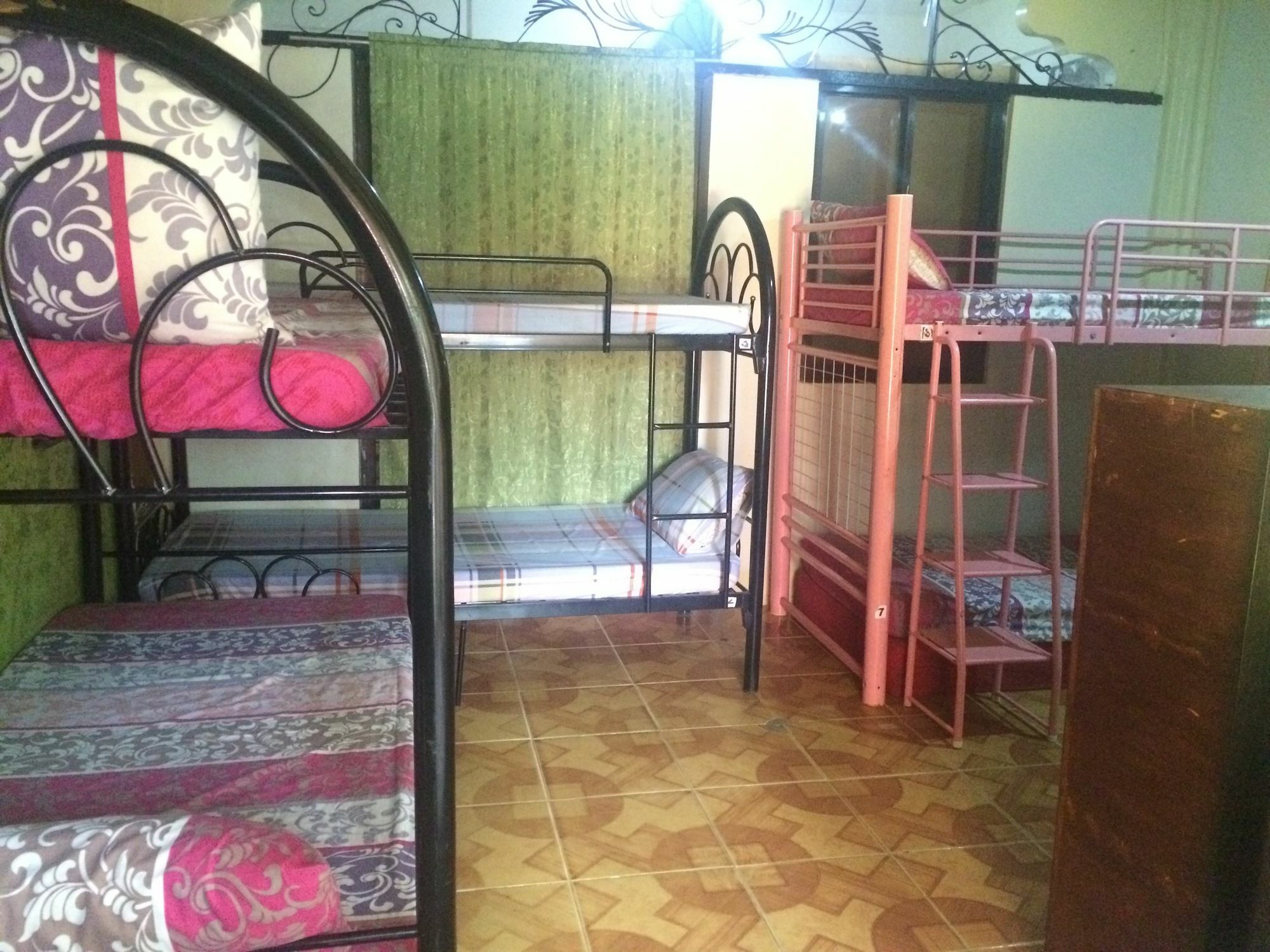 Lagrosa Backpackers Hotel Coron Exterior photo